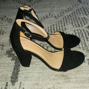 Womens Heels, size 8
